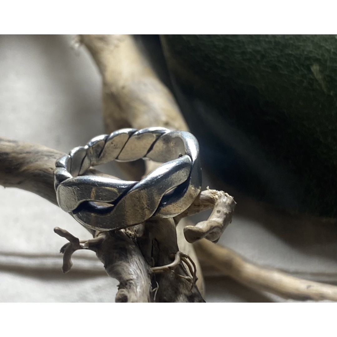 編み込みカレンシルバーハンドメイド手作りノット　鎖　和　輪　結びねじり11号E1 メンズのアクセサリー(リング(指輪))の商品写真