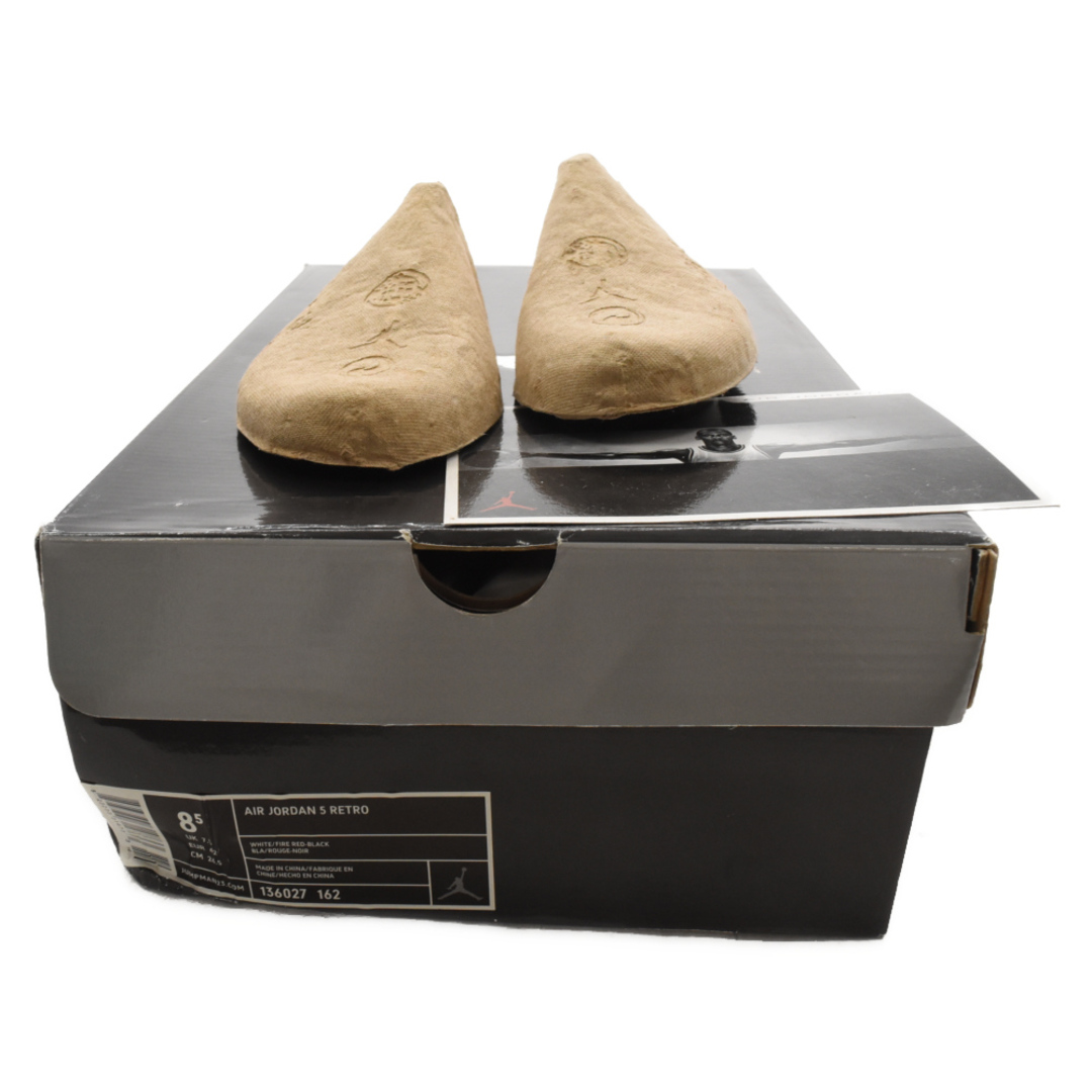 NIKE(ナイキ)のNIKE ナイキ エアジョーダン5 レトロ ファイア レッド ブラック タン ホワイト ハイカットスニーカー US8.5/26.5cm 136027-162 メンズの靴/シューズ(スニーカー)の商品写真
