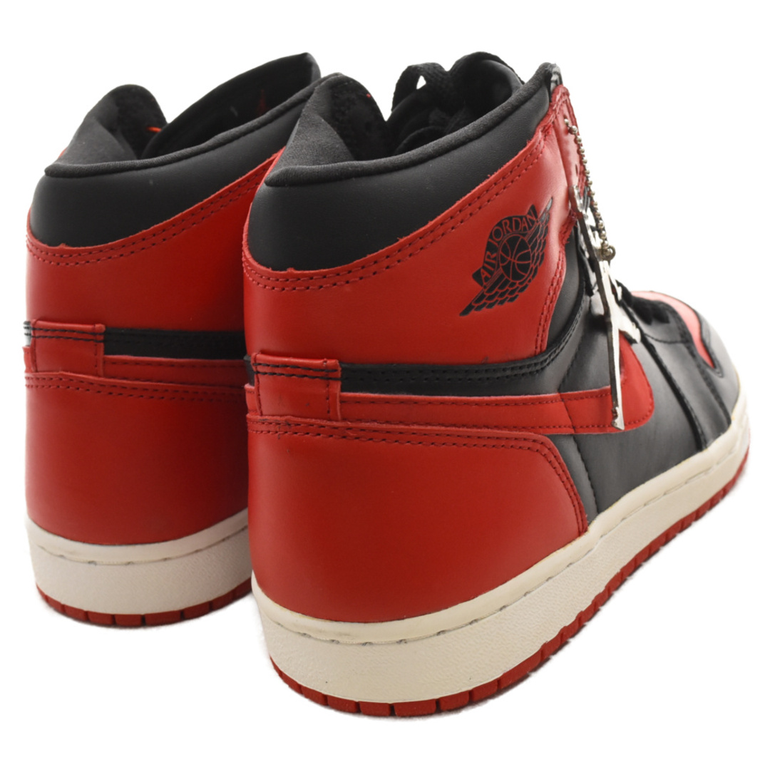 NIKE(ナイキ)のNIKE ナイキ 2001年製 AIR JORDAN 1 RETRO HIGH BRED エアジョーダン1レトロ ブレッド ハイカットスニーカー US8.5/26.5cm ブラック/レッド 136066-061 メンズの靴/シューズ(スニーカー)の商品写真