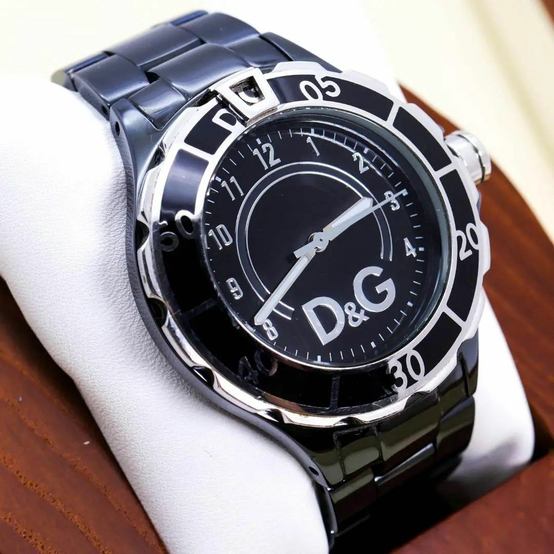 DOLCE&GABBANA(ドルチェアンドガッバーナ)の◆美品 稼働 ドルチェ＆ガッバーナ 腕時計 ブラック 回転ベゼル メンズ b メンズの時計(腕時計(アナログ))の商品写真