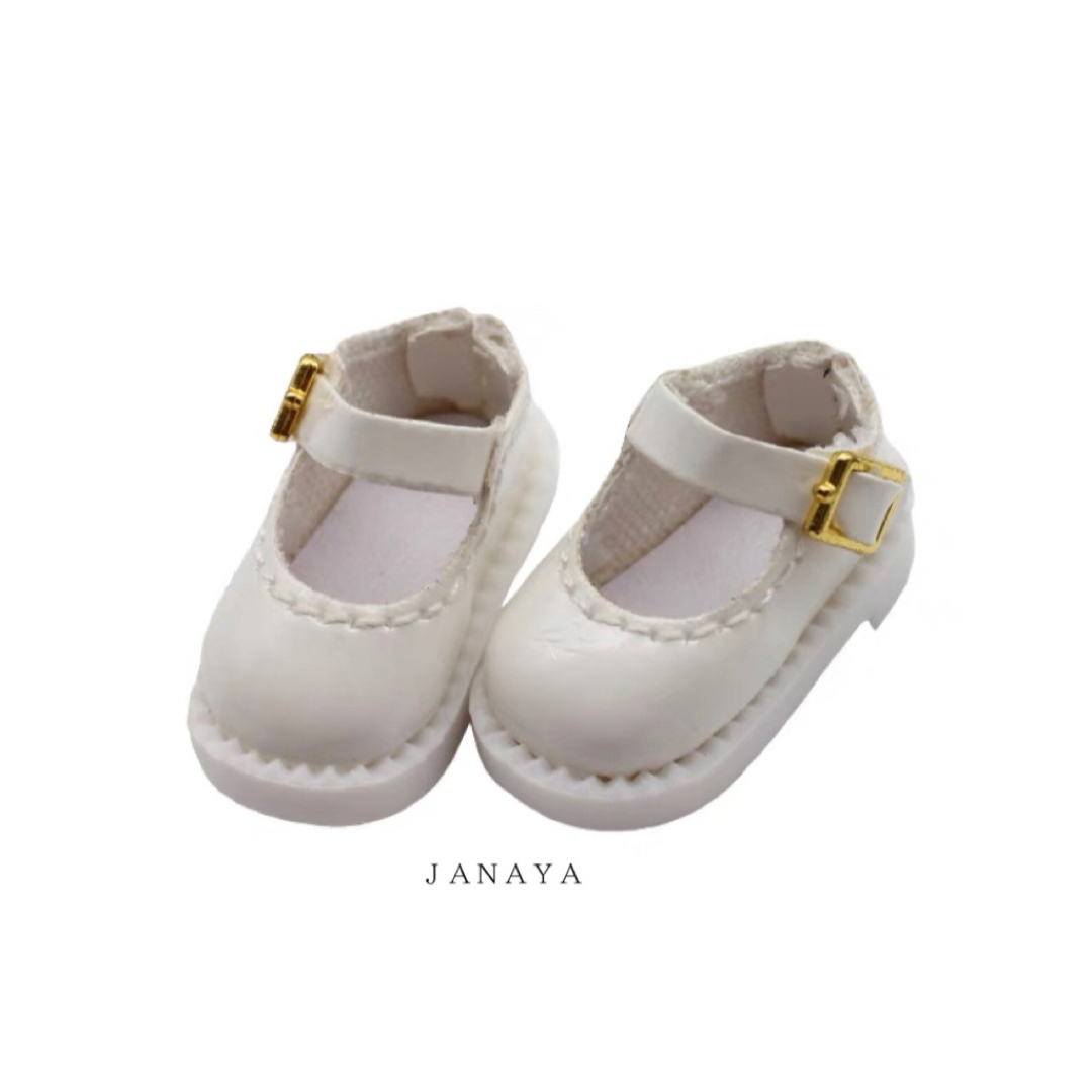 JANAYA ハンドメイド　オビツ11靴　ストラップシューズ　白色　翌日発送 ハンドメイドのぬいぐるみ/人形(その他)の商品写真