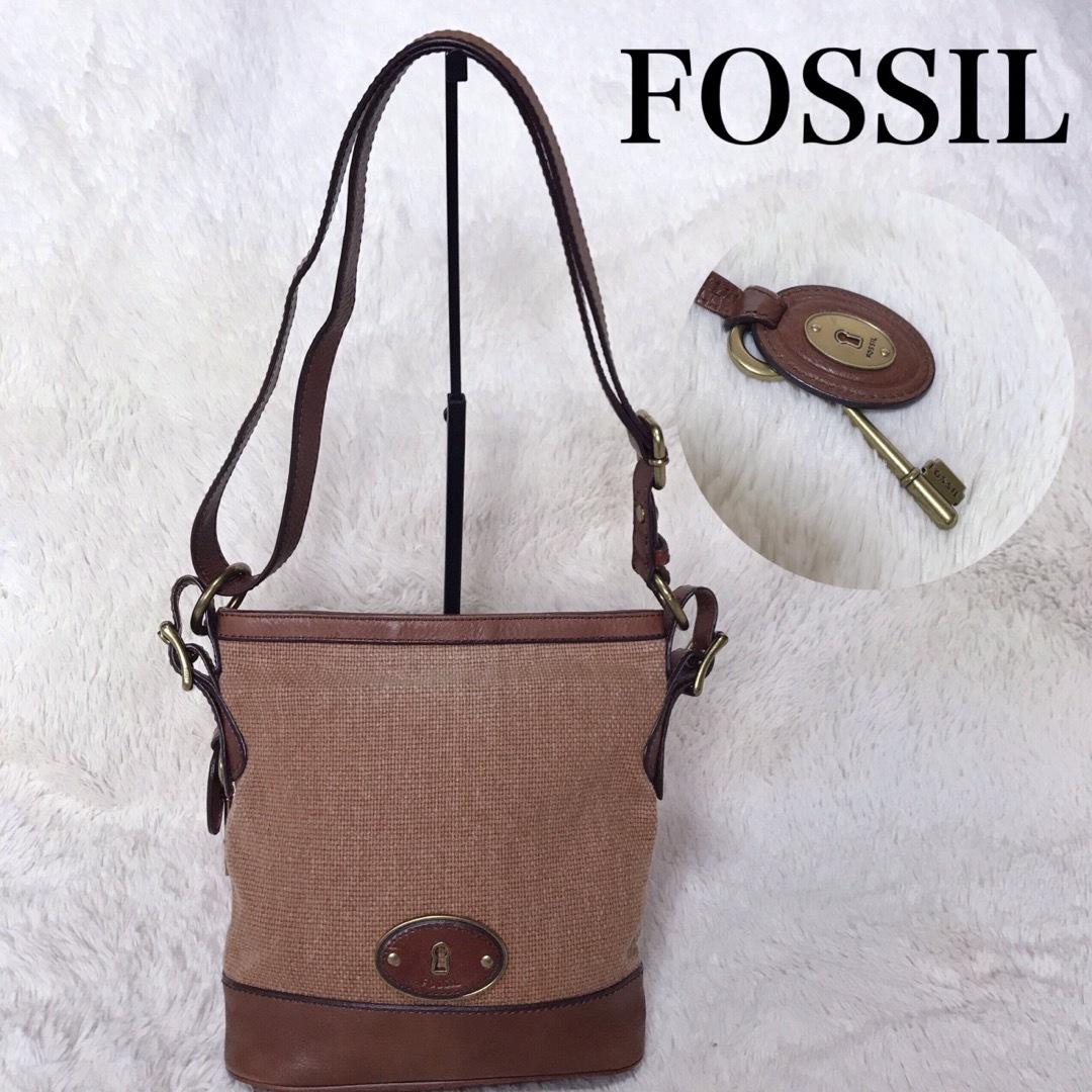 FOSSIL(フォッシル)のfossil レザー ショルダーバッグ ツイード 鍵 チャーム フォッシル レディースのバッグ(ショルダーバッグ)の商品写真