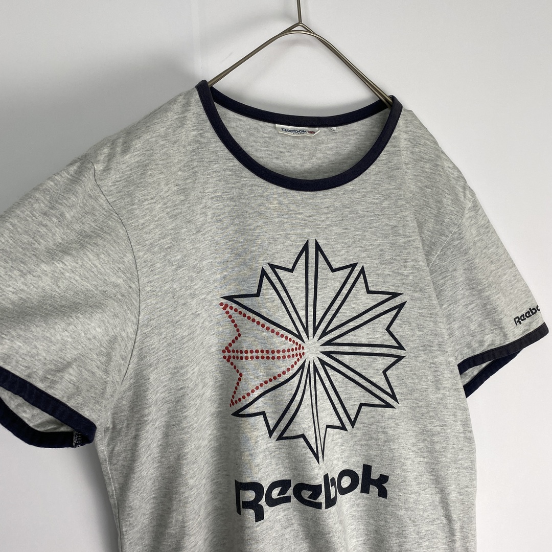 Reebok(リーボック)のリーボック　リンガーＴシャツ　ビッグロゴ　グレー　黒 メンズのトップス(Tシャツ/カットソー(半袖/袖なし))の商品写真