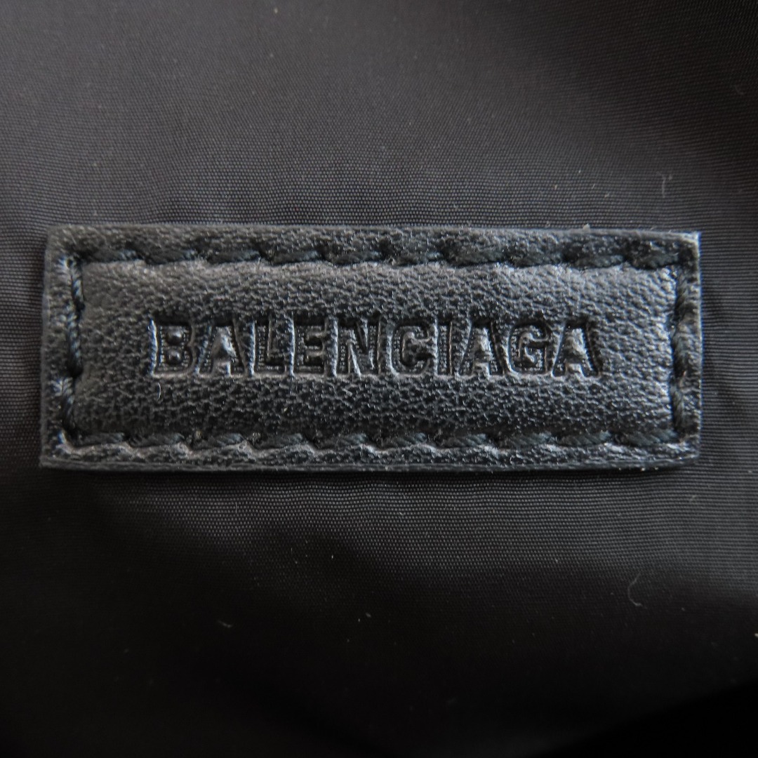 Balenciaga(バレンシアガ)のBALENCIAGA 644074 チェック柄 ボディバッグ ナイロン レディース レディースのバッグ(ボディバッグ/ウエストポーチ)の商品写真