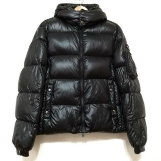 タトラス(TATRAS)のTATRAS(タトラス) ダウンジャケット サイズ02 M メンズ美品  ベルボ MTAT23A4562-D 黒 長袖/冬/ジップアップ 【中綿】ダウン、フェザー(ダウンジャケット)