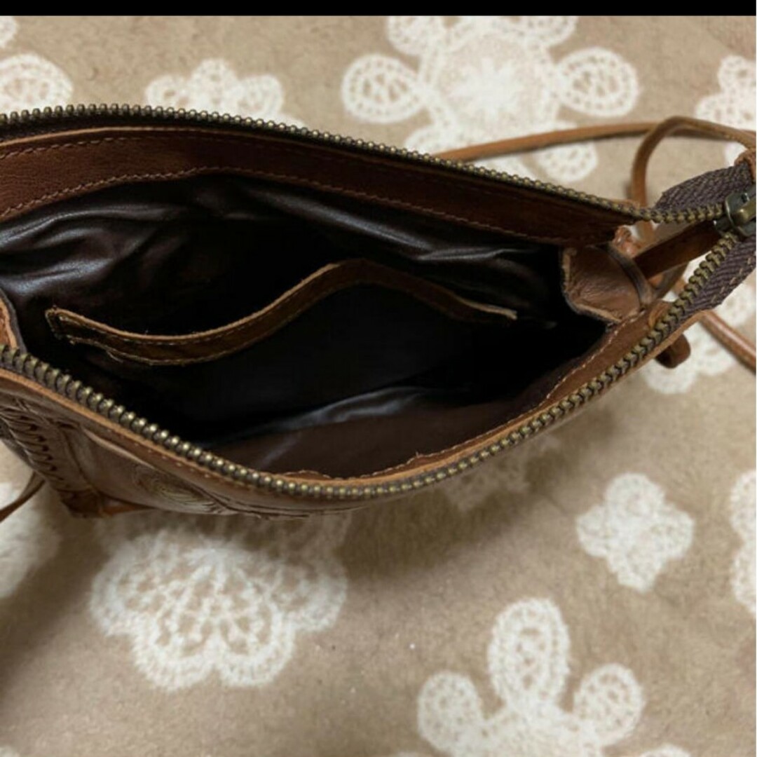 IBIZA(イビザ)のイビザ　ショルダーバッグ　本革 レディースのバッグ(ショルダーバッグ)の商品写真