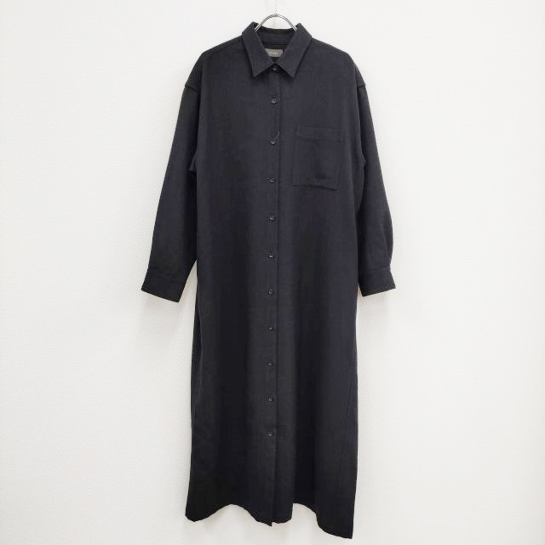 WIRROW 23AW Botany wool long shirt dress 定価58300円 シャツワンピース ドレス サイズ1 ワンピース チャコールグレー レディース ウィロウ【中古】4-0418T◎ レディースのワンピース(その他)の商品写真