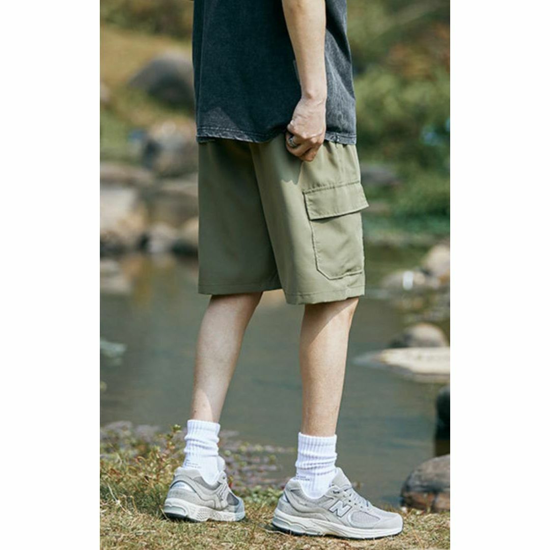 ✨新品未使用✨　ハーフパンツ　短パン　夏服　無地　シンプル　カジュアル　ポケット メンズのパンツ(ショートパンツ)の商品写真