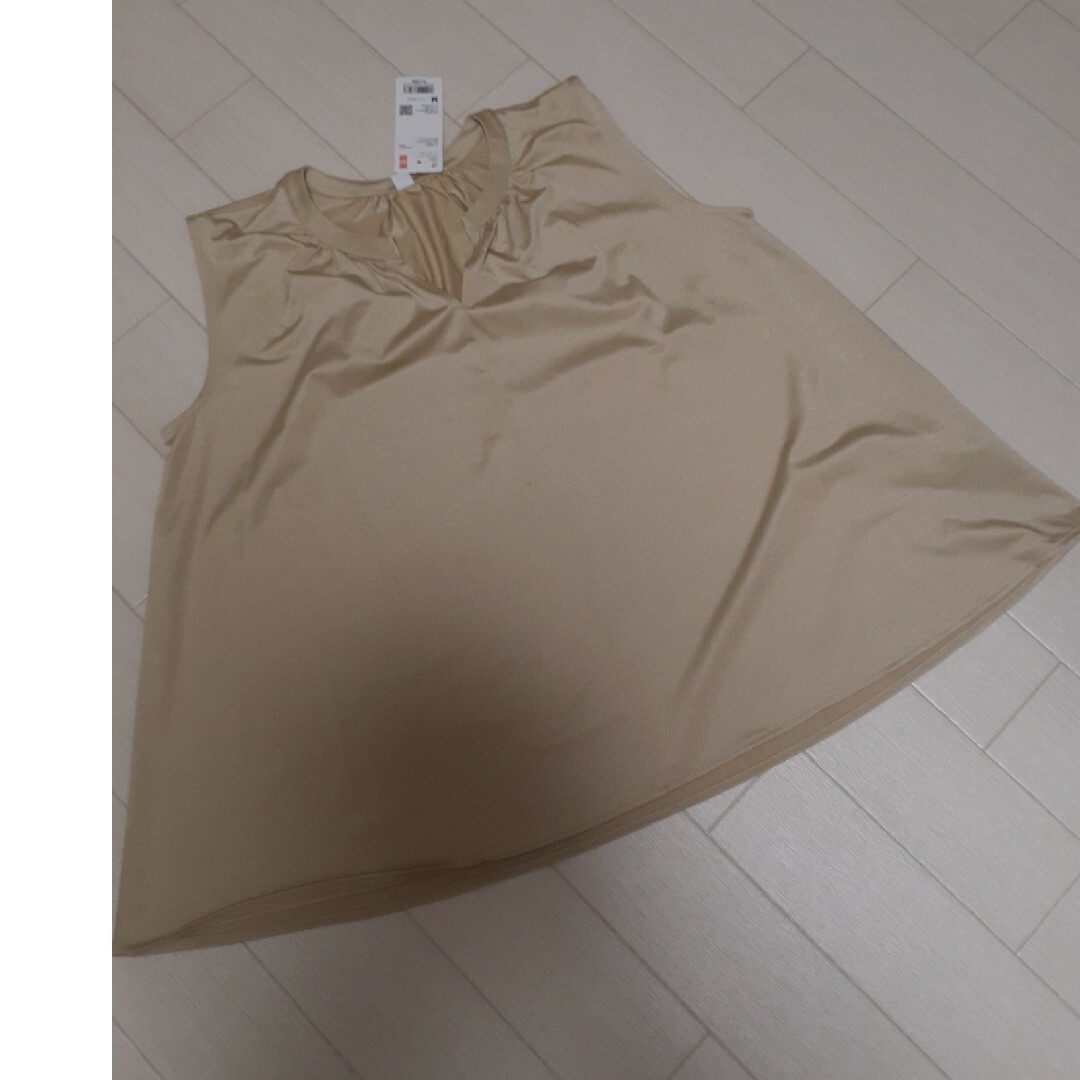 UNIQLO(ユニクロ)のユニクロトップ レディースのトップス(シャツ/ブラウス(半袖/袖なし))の商品写真