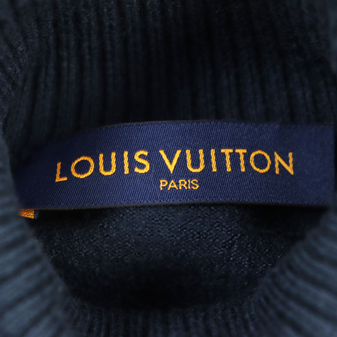 LOUIS VUITTON(ルイヴィトン)の【ドンドン見直し】良品○LOUIS VUITTON ルイヴィトン NIGO ニゴー 22SS HMN05W ウール100% インタルシアハートロゴ ジャガード織 タートルネック ニット/セーター ネイビー S イタリア製 正規品 メンズ メンズのトップス(ニット/セーター)の商品写真