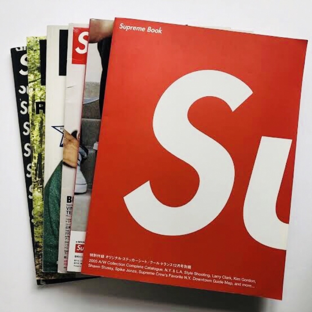 Supreme(シュプリーム)のSupreme Book vol.1🔥Extremely Rare🔥2005 エンタメ/ホビーの本(アート/エンタメ)の商品写真