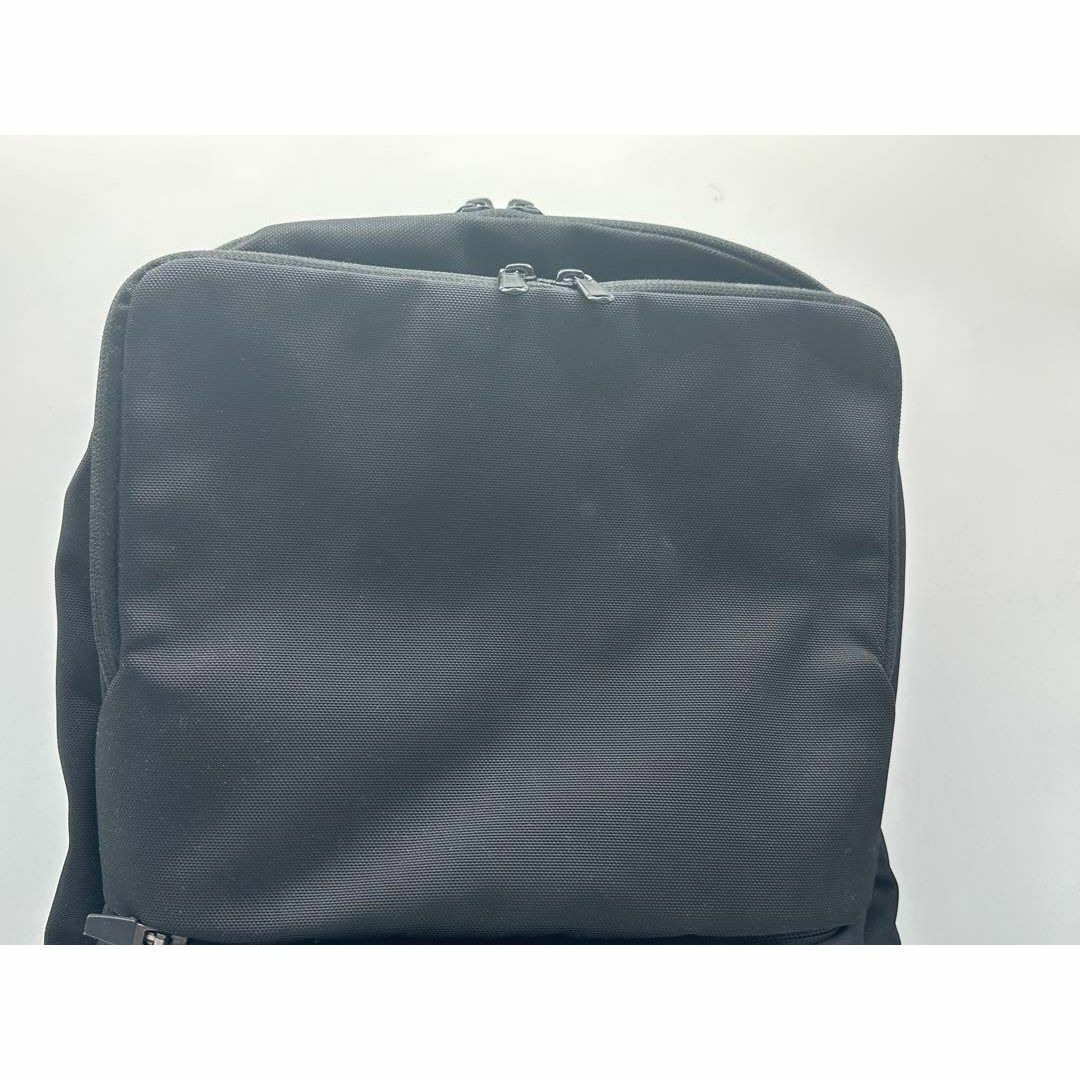 THE NORTH FACE(ザノースフェイス)の美品　USED ノースフェイス  シャトルデイパックスリム18L NM81603 メンズのバッグ(バッグパック/リュック)の商品写真