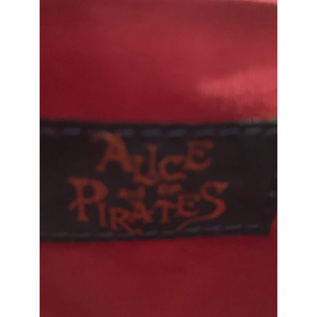 ALICE and the PIRATES(アリスアンドザパイレーツ)のアリスアンドザパイレーツ　黒　ポシェットショルダーバッグ レディースのバッグ(ショルダーバッグ)の商品写真