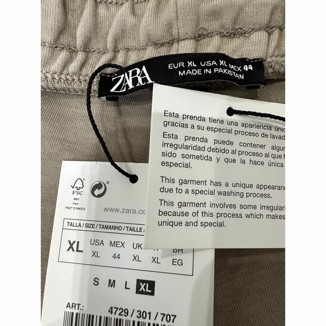 ZARA(ザラ)の2007 新品　ZARA メンズ　カーゴジョガー　バミューダパンツ　XL メンズのパンツ(ショートパンツ)の商品写真