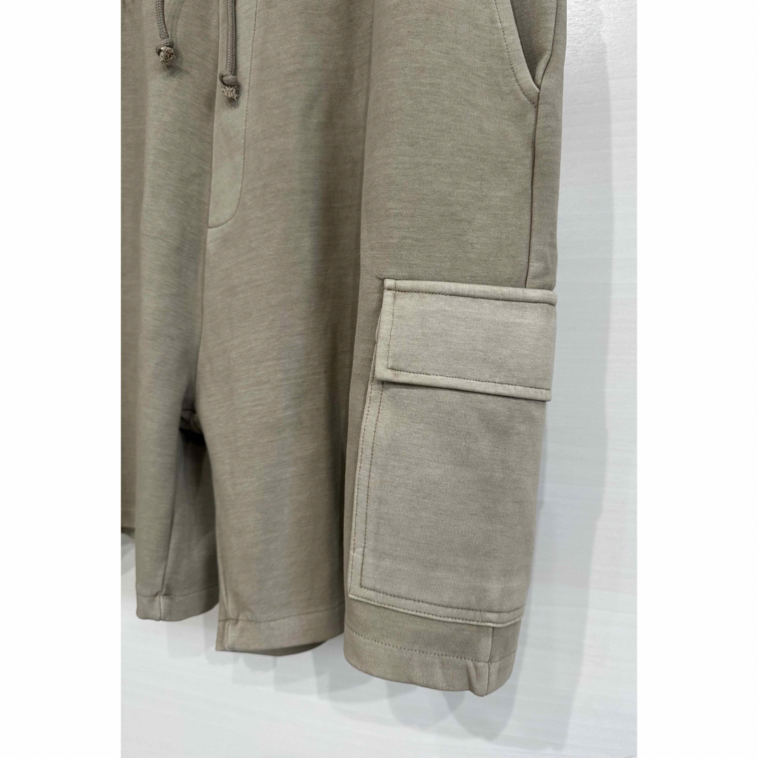 ZARA(ザラ)の2007 新品　ZARA メンズ　カーゴジョガー　バミューダパンツ　XL メンズのパンツ(ショートパンツ)の商品写真