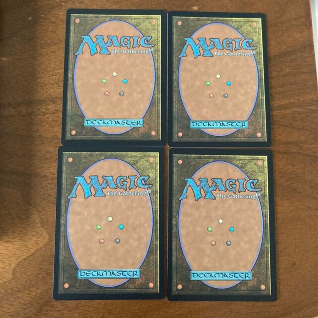 マジック：ザ・ギャザリング(マジックザギャザリング)の湿った墓 エンタメ/ホビーのトレーディングカード(シングルカード)の商品写真
