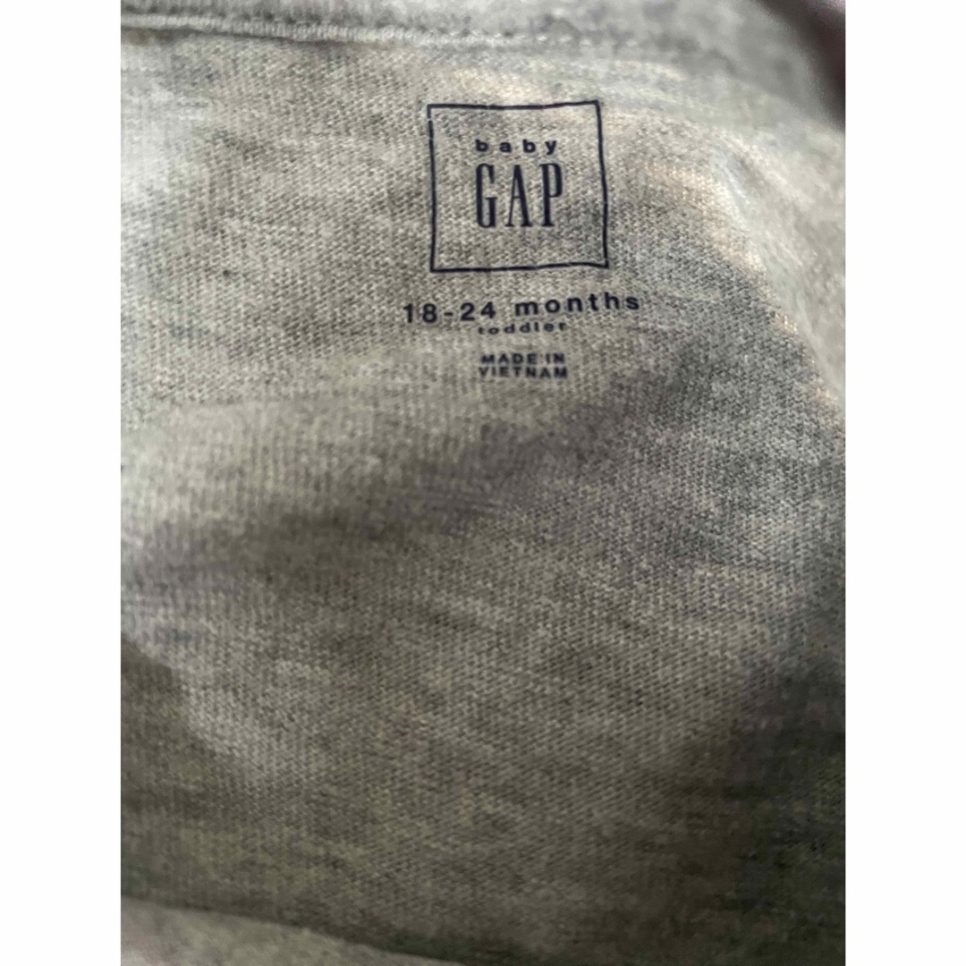 GAP Kids(ギャップキッズ)のgap baby kids ロンT 90size キッズ/ベビー/マタニティのキッズ服男の子用(90cm~)(Tシャツ/カットソー)の商品写真