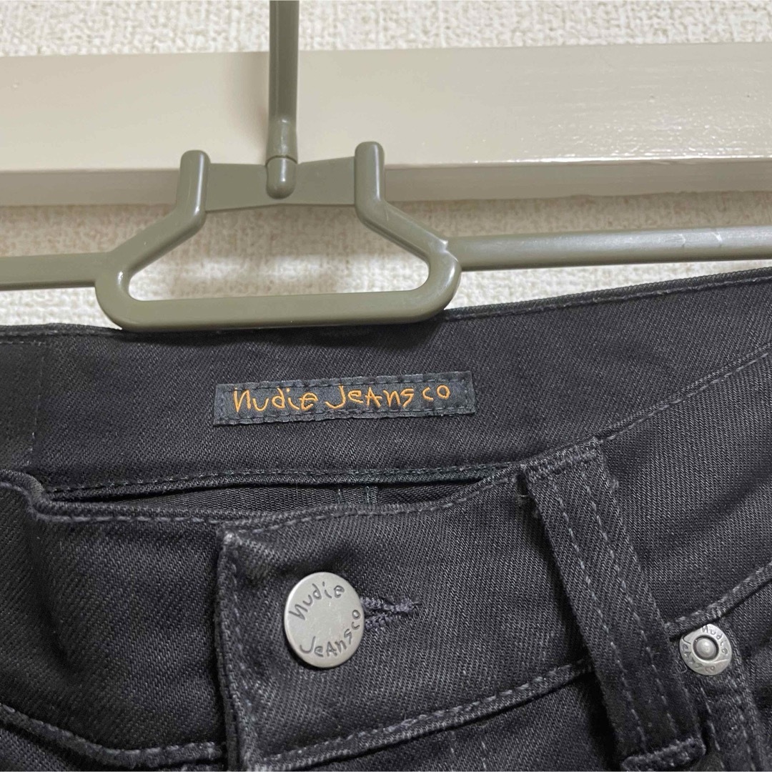 Nudie Jeans(ヌーディジーンズ)のヌーディジーンズ　デニム　ジーンズ　黒　ブラック　ストレッチ　ストレートパンツ メンズのパンツ(デニム/ジーンズ)の商品写真