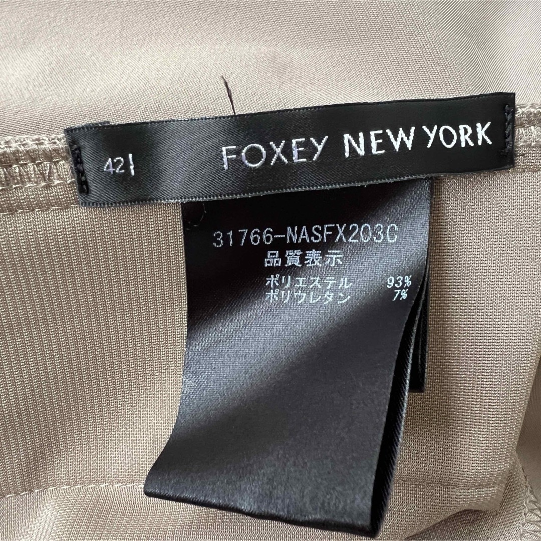 FOXEY NEW YORK(フォクシーニューヨーク)の美品　FOXEY NEWYORK フォクシー　フレアスカート　フリル　ブラウン レディースのスカート(ひざ丈スカート)の商品写真