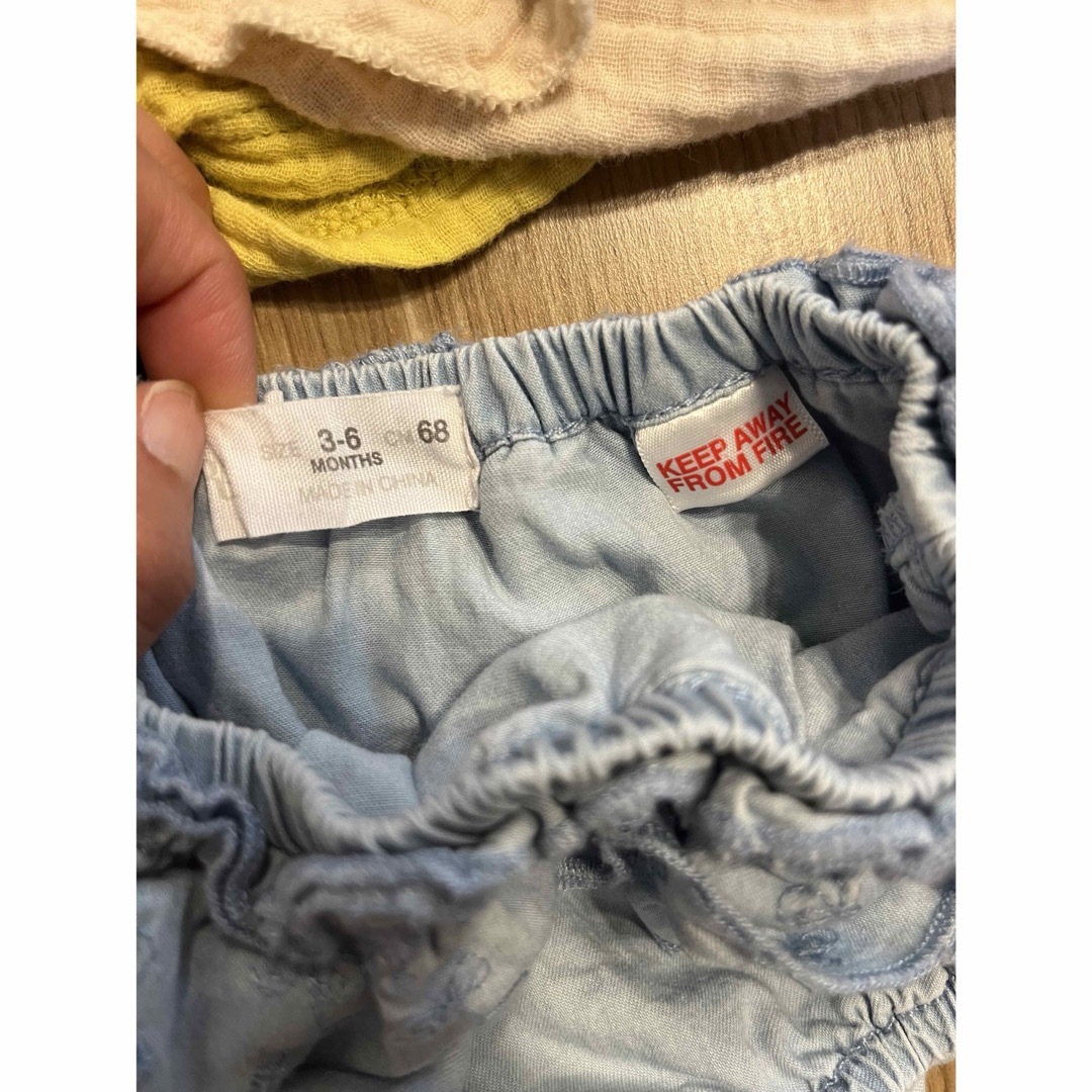 ZARA KIDS(ザラキッズ)のZARA ベビー パンツ ブルマ 3点セット 68cm キッズ/ベビー/マタニティのキッズ服女の子用(90cm~)(パンツ/スパッツ)の商品写真