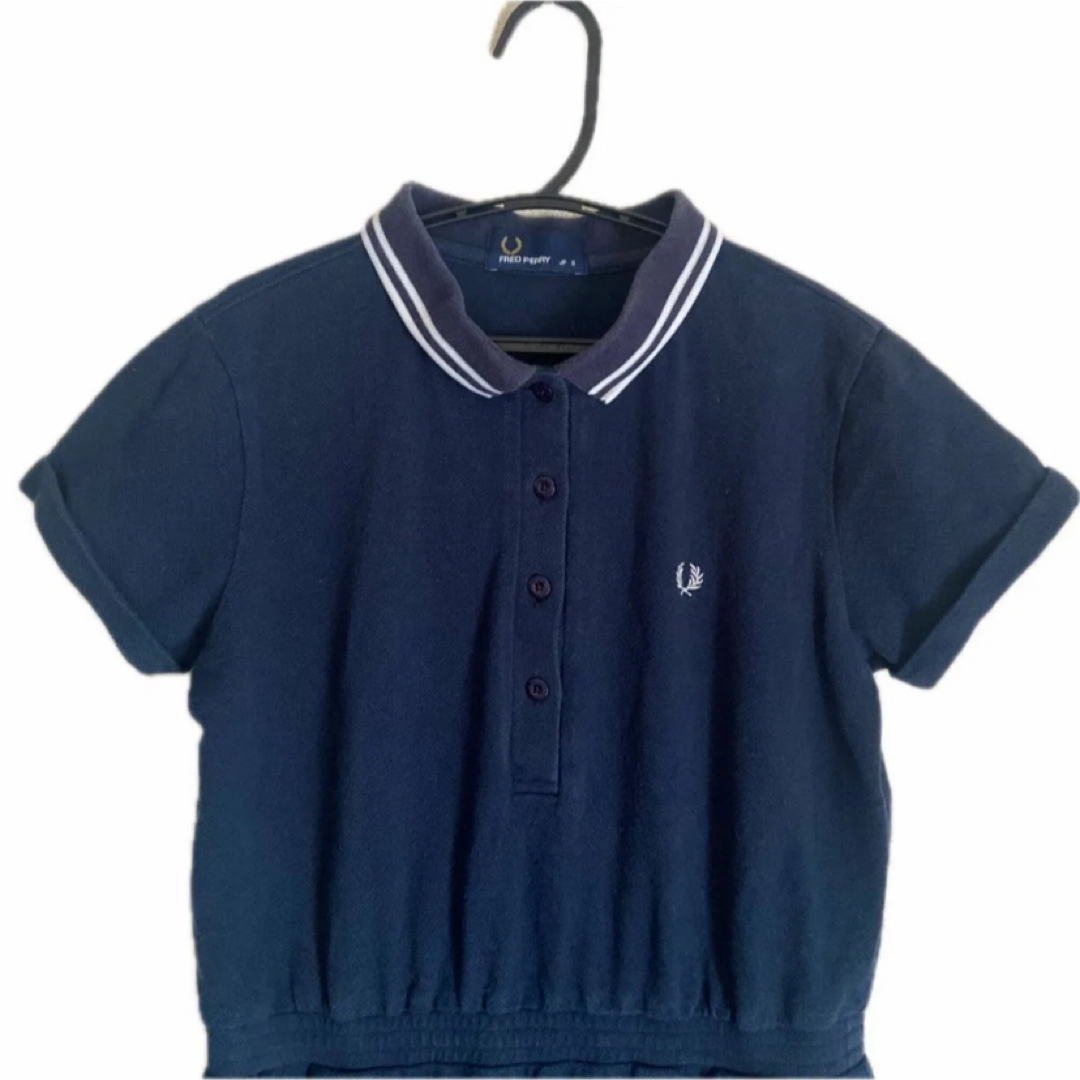 FRED PERRY(フレッドペリー)のFRED PERRY ポロシャツワンピ　フレッドペリー　ネイビー レディースのワンピース(ミニワンピース)の商品写真