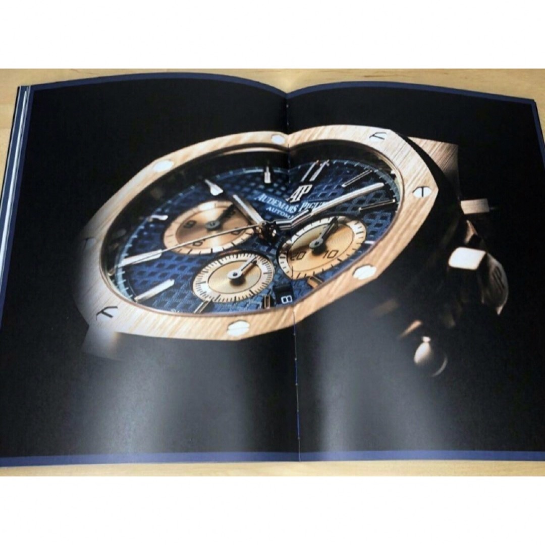 AUDEMARS PIGUET(オーデマピゲ)の新品 Audemars オーデマピゲ クロノグラフ 専用カタログ メンズの時計(腕時計(アナログ))の商品写真
