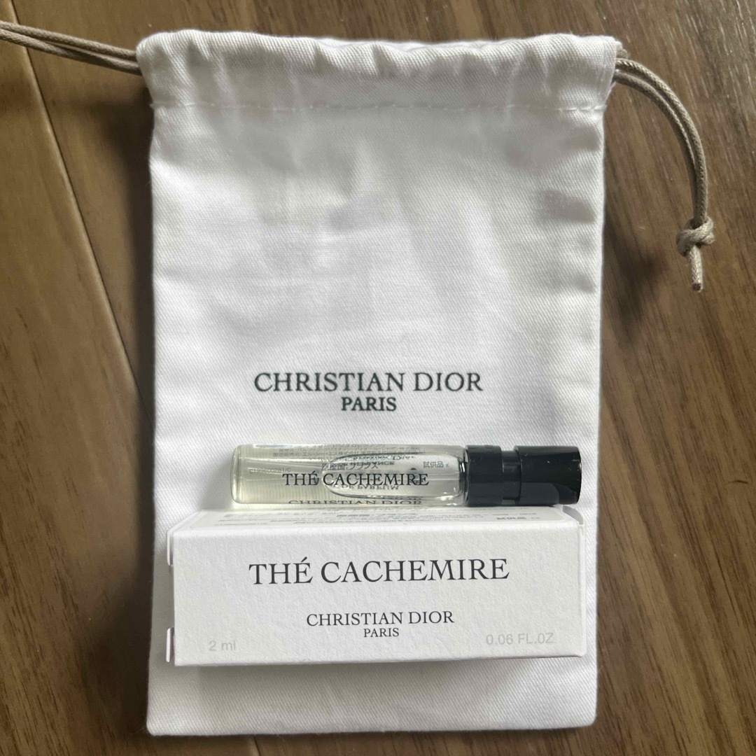 Dior(ディオール)のDior香水 The Cachemire  テ　カシミアサンプル 2ml コスメ/美容のコスメ/美容 その他(その他)の商品写真