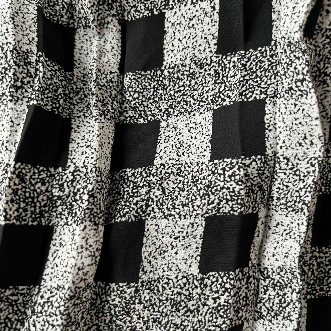 VINTAGE(ヴィンテージ)の昭和レトロチェック柄ロングワンピース透け素材切り替え襟ブラック透け素材M1 レディースのワンピース(ロングワンピース/マキシワンピース)の商品写真