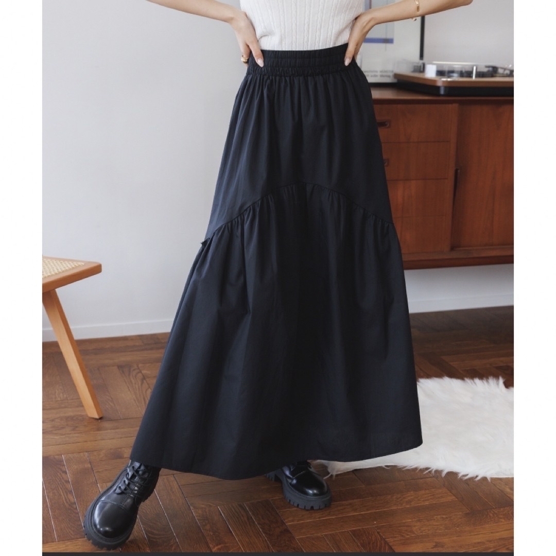 Ada ティアード　フレアースカート　ロングスカート　黒　ブラック レディースのスカート(ロングスカート)の商品写真