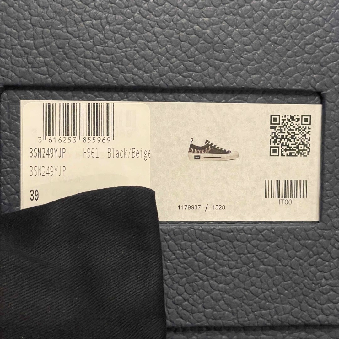 Dior(ディオール)の破格 DIOR ディオール ローカットスニーカー ブラック 39 箱付き ンズ メンズの靴/シューズ(スニーカー)の商品写真