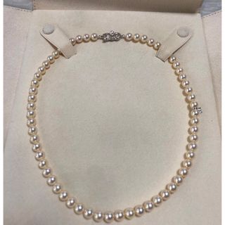 MIKIMOTO - 美品　ミキモト  パールネックレス　現行クラスプ   リボンクラスプ 