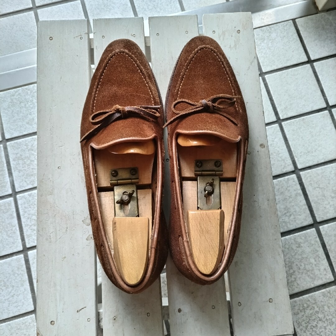 Crockett&Jones(クロケットアンドジョーンズ)の美品 クロケット＆ジョーンズ WENDOVER 6.5E リボンローファー メンズの靴/シューズ(ドレス/ビジネス)の商品写真