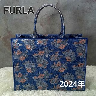 フルラ(Furla)の【未使用級】フルラ　FURLA　オポチュニティー　トートバッグフラワー2024(トートバッグ)