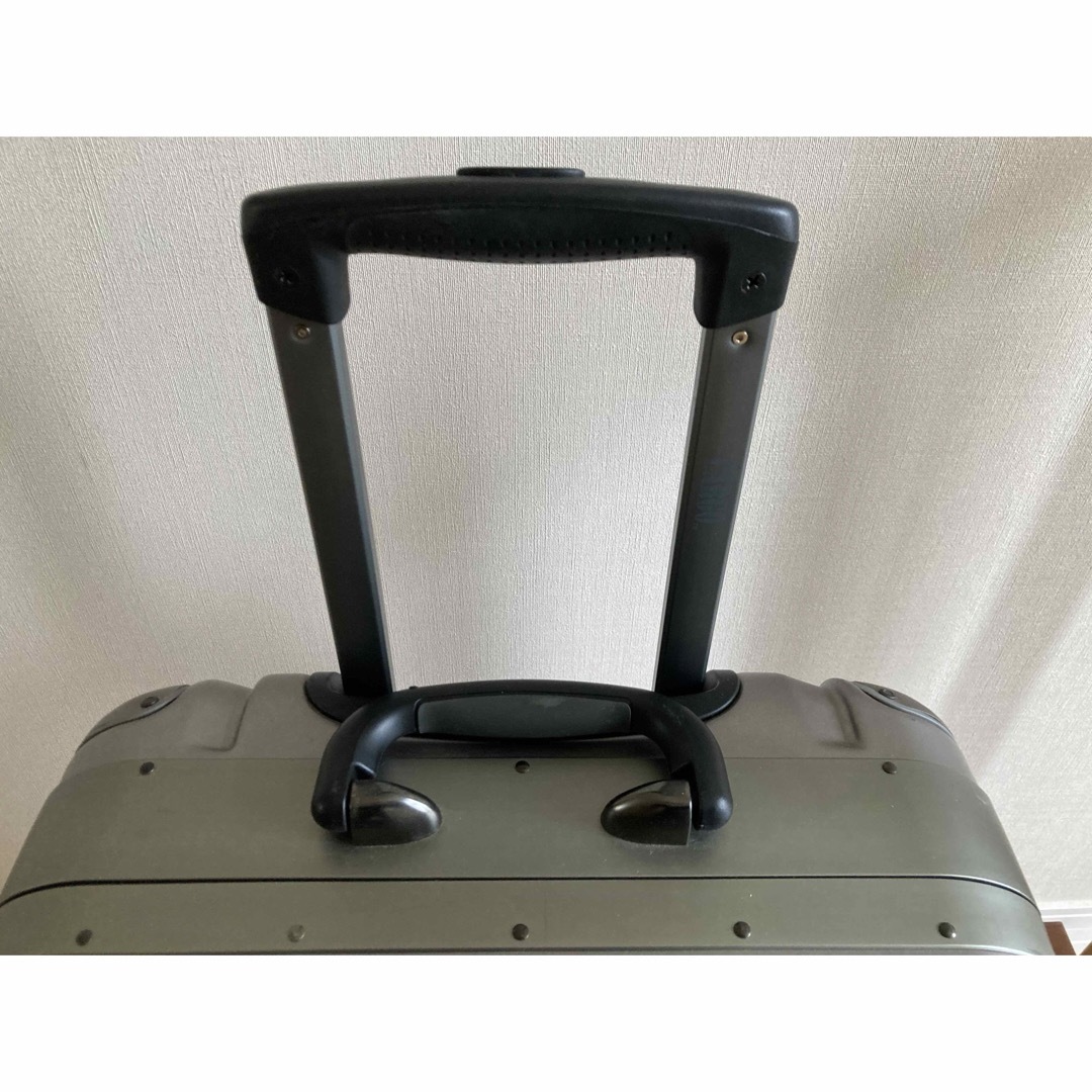 【TRIO】トリオ CARGO キャリーケース　スーツケース Lサイズ　4-5泊 メンズのバッグ(トラベルバッグ/スーツケース)の商品写真