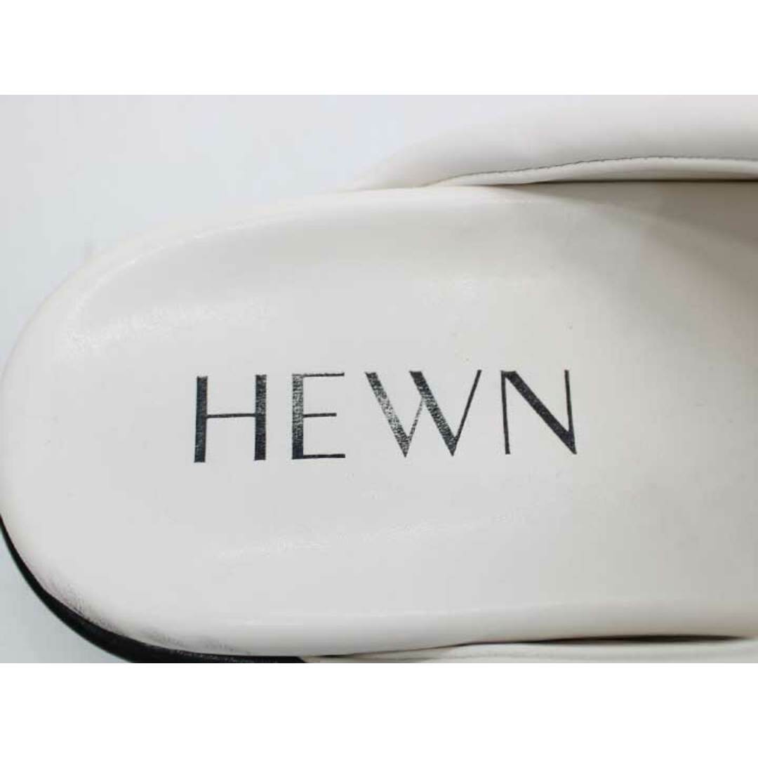 【夏物 新入荷】★HEWN/ヒューン★プラットフォームトングサンダル/カジュアル/シンプル/モノトーン/圧底/サンダル/シューズ/靴 ホワイト×ブラック/白×黒 レディース 38【中古】夏 424042 レディースの靴/シューズ(サンダル)の商品写真