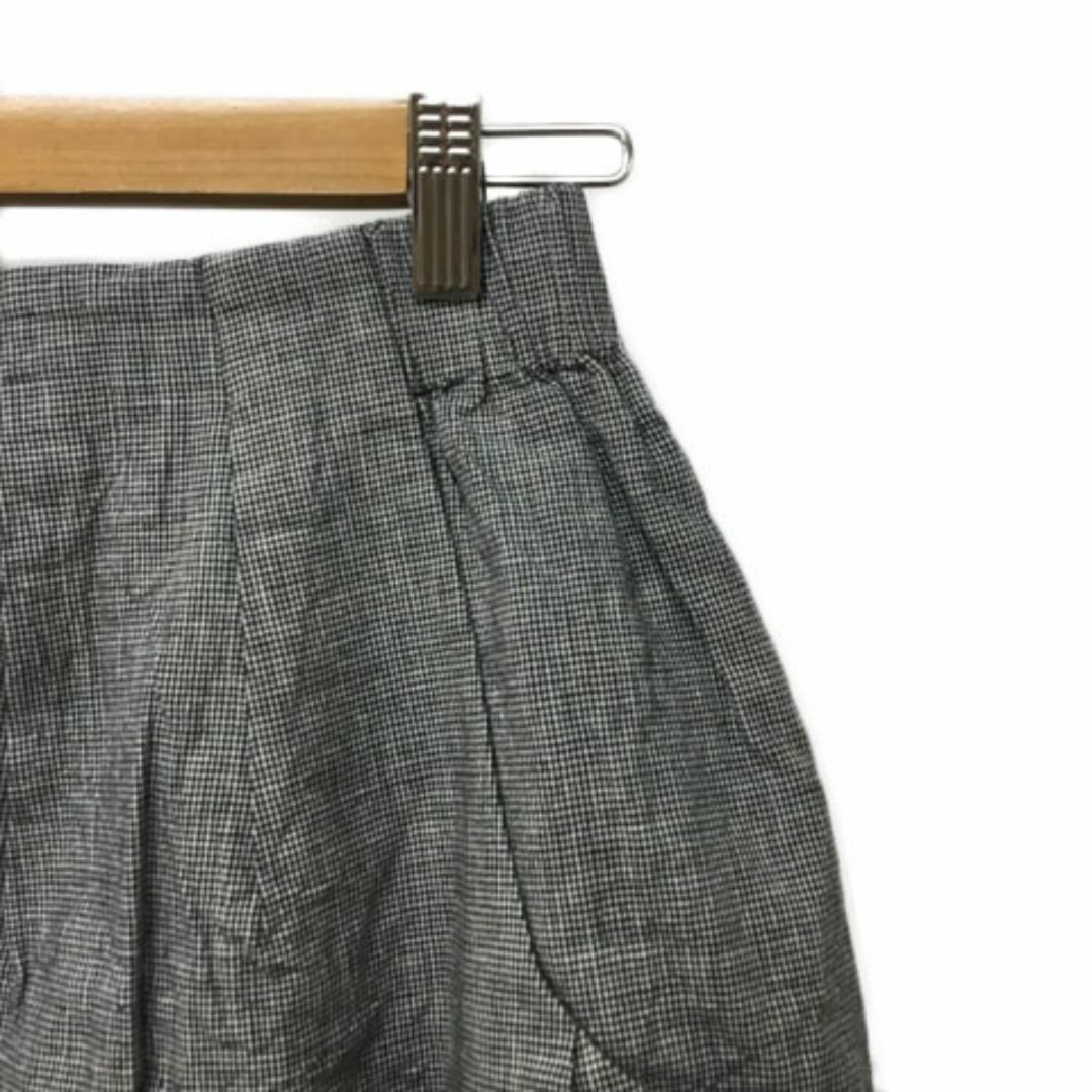 anatelier(アナトリエ)のANATELIER スカート 台形 ミニ タック チェック リネン 36  レディースのスカート(ミニスカート)の商品写真