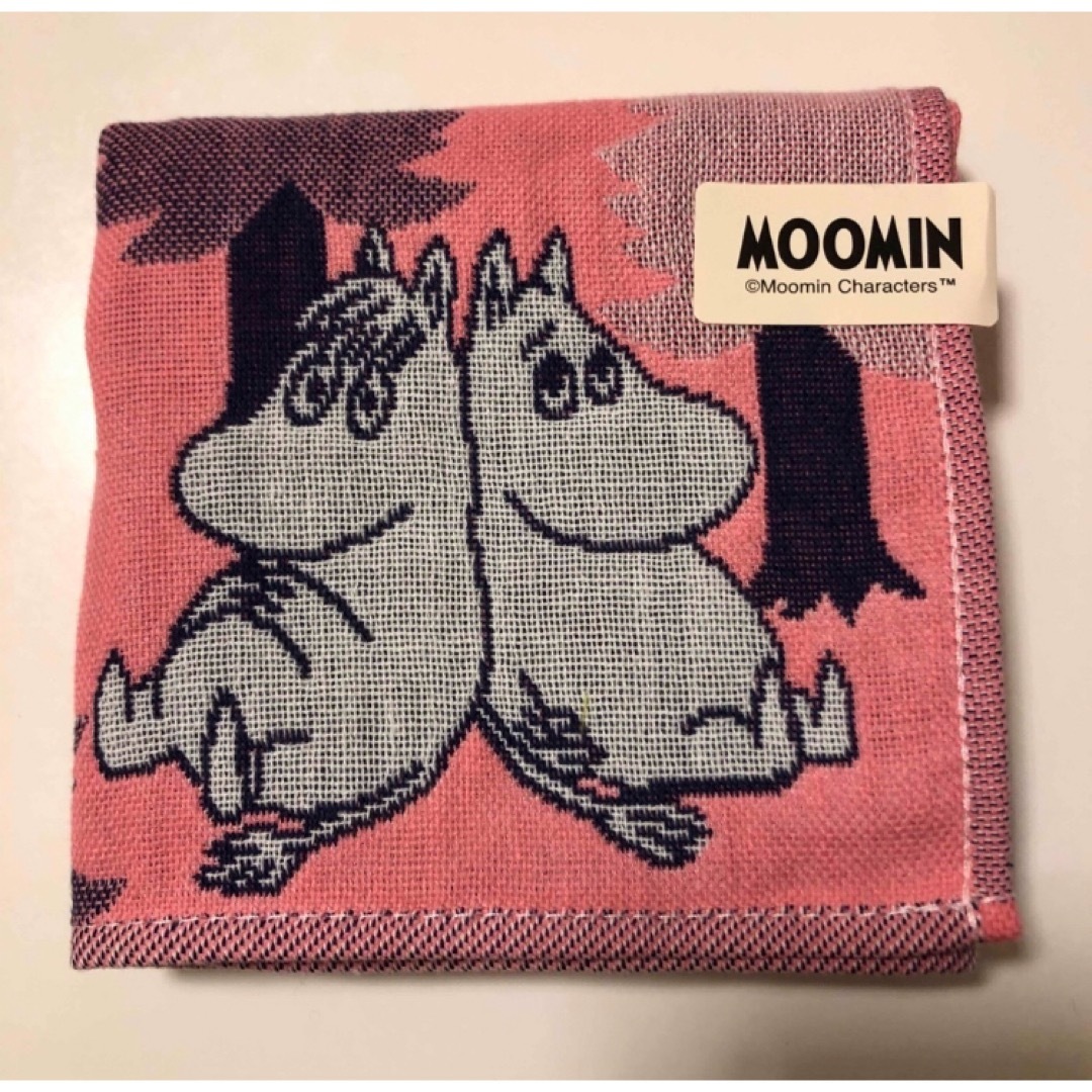 MOOMIN(ムーミン)のムーミン　ガーゼ　ハンドタオル　タオルハンカチ　ギフト　北欧 レディースのファッション小物(ハンカチ)の商品写真