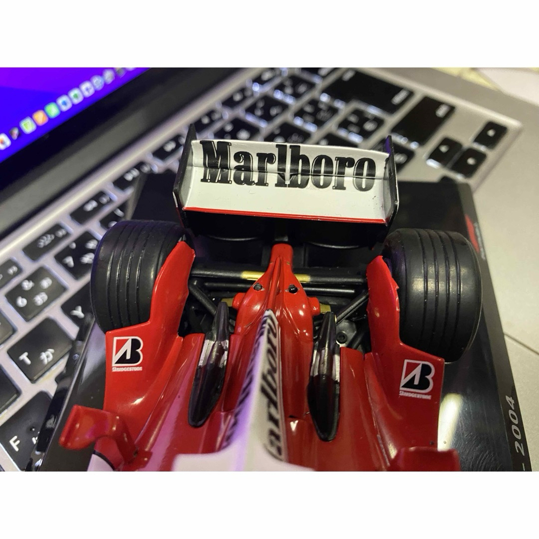 1/24 Ferrari F2004 Marlboroデカール F1コレクション エンタメ/ホビーのおもちゃ/ぬいぐるみ(ミニカー)の商品写真