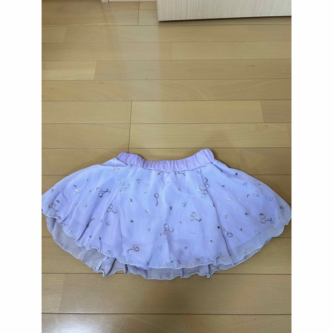 キッズパンツ　パープル　紫　120サイズ　キュロットスカート キッズ/ベビー/マタニティのキッズ服女の子用(90cm~)(スカート)の商品写真