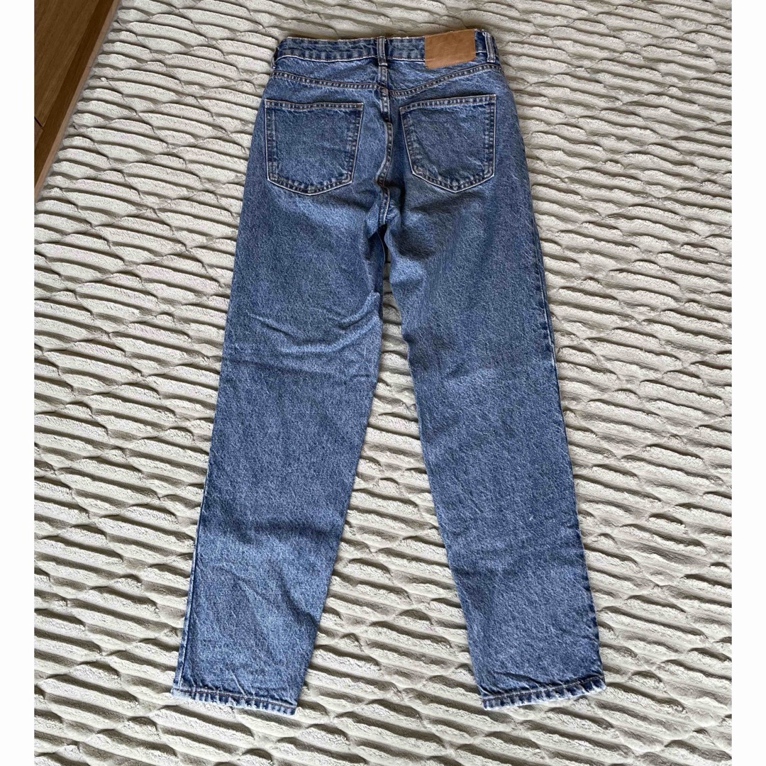 ZARA(ザラ)のZARA ザラ　マムフィットデニム　36 レディースのパンツ(デニム/ジーンズ)の商品写真