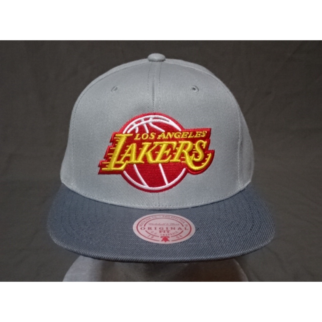 MITCHELL & NESS(ミッチェルアンドネス)の【Mitchell & Ness】 NBAロサンゼルス レイカーズ キャップ  メンズの帽子(キャップ)の商品写真