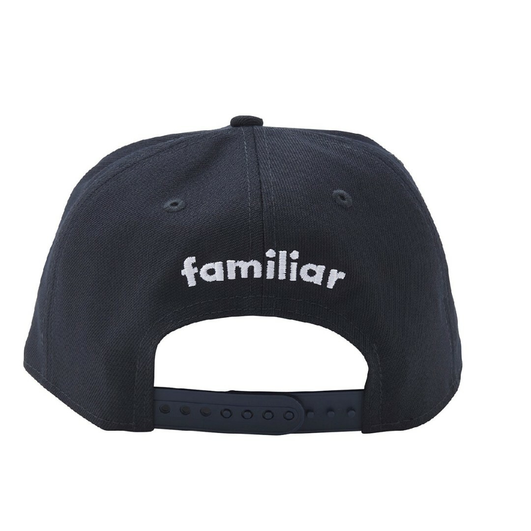 familiar(ファミリア)のファミリア×ニューエラ　コラボ　キャップ　大人用　ネイビー　紺色　新品 レディースの帽子(キャップ)の商品写真