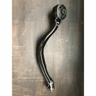 トヨタ(トヨタ)のトヨタ ソアラ  SC430 フロントサスペンション ロワーアーム NO2 左(車種別パーツ)