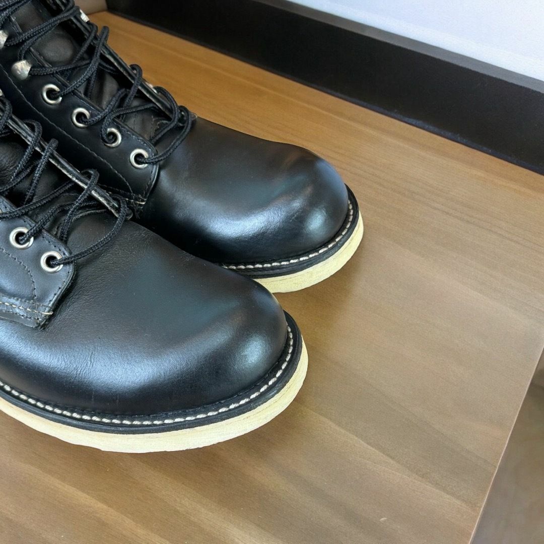 REDWING(レッドウィング)のRED WING 8165 8D 黒　クローム　6インチ　クラシックラウンド メンズの靴/シューズ(ブーツ)の商品写真