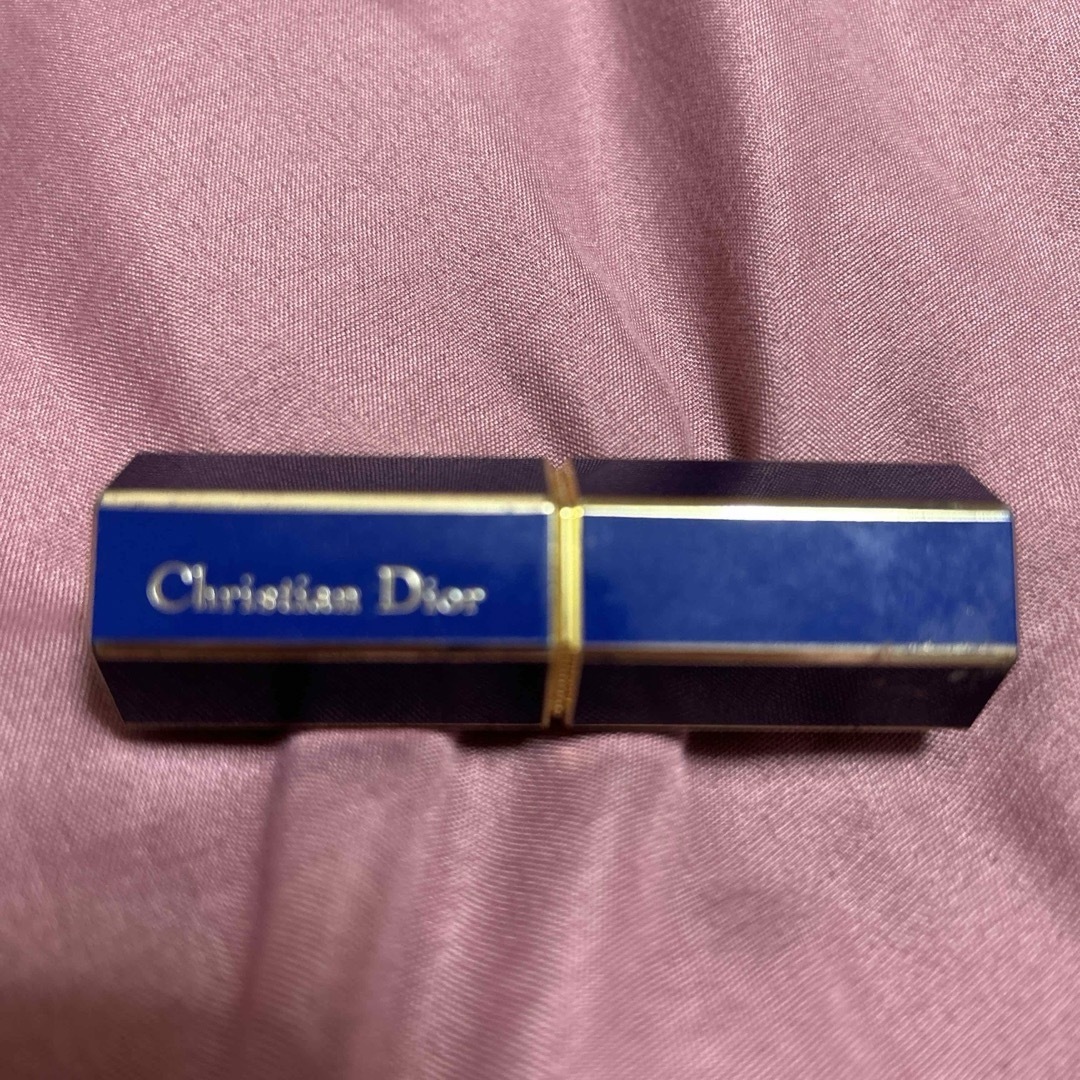 Christian Dior(クリスチャンディオール)のあーた様専用クリスチャンディオール　口紅 コスメ/美容のベースメイク/化粧品(口紅)の商品写真