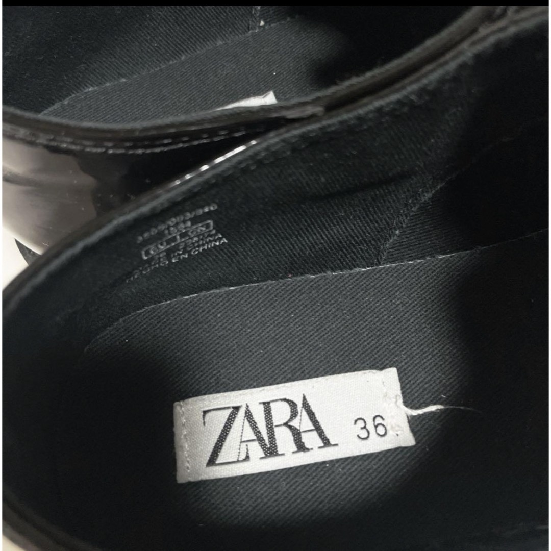 ZARA(ザラ)のZARA  ジップ付き　エナメルシューズ キッズ/ベビー/マタニティのキッズ靴/シューズ(15cm~)(フォーマルシューズ)の商品写真