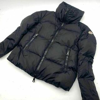 モンクレール(MONCLER)のモンクレール ショート丈 ダウンジャケット ロゴ ワッペン 1 sサイズ(ダウンジャケット)