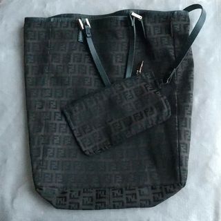 フェンディ(FENDI)のFENDI トートバッグ  ポーチ付き(トートバッグ)