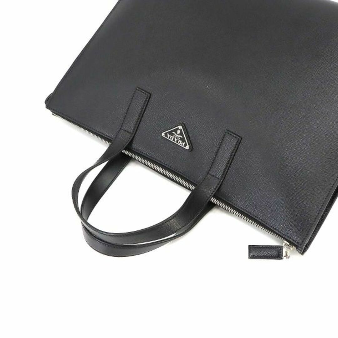 PRADA(プラダ)の未使用 展示品 プラダ PRADA サフィアーノ トート バッグ レザー ブラック 2VG039 シルバー 金具 VLP 90214161 メンズのバッグ(トートバッグ)の商品写真