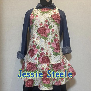 ジェシースティール(Jessie Steele)の【Jessie Steele】 Spring Floral Red　バラ柄(収納/キッチン雑貨)